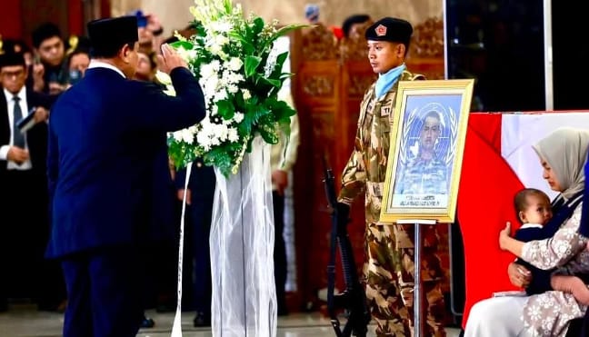 Presiden Prabowo Beri Penghormatan Terakhir kepada 3 Anggota TNI yang Gugur di Lebanon