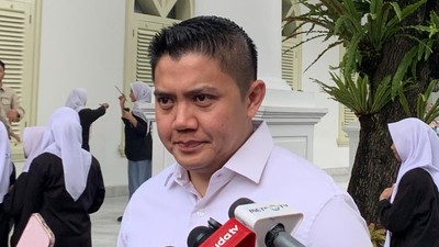 Soal Reshuffle, Seskab Teddy Katakan, ‘Tunggu Aja, Nanti Presiden yang Ceritakan’