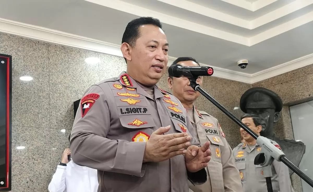 Kapolri Lakukan Rotasi dan Mutasi، 9 Kapolda diganti